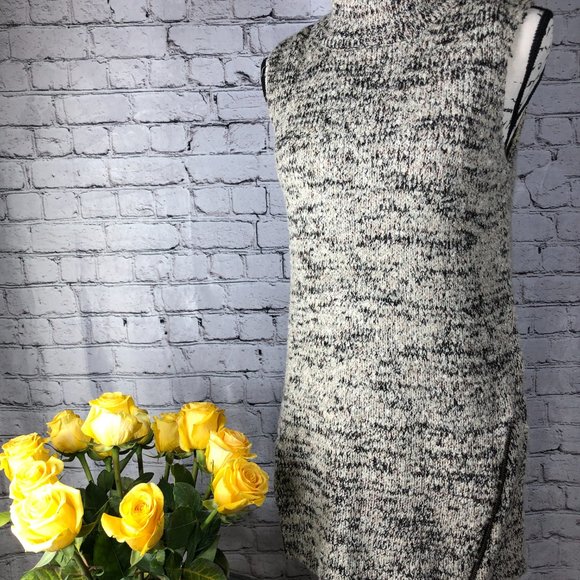 Cliché Turtleneck Knit Tunic with Bottom Zipper and Subtle Copper Notes, Sz S - Picture 1 of 8